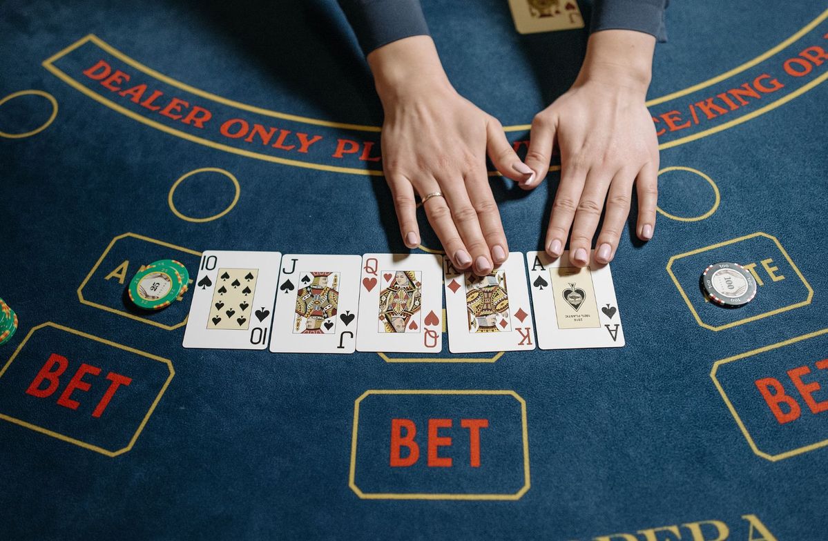 پاکستان میں Royal Gem Slots قانونی ہے۔